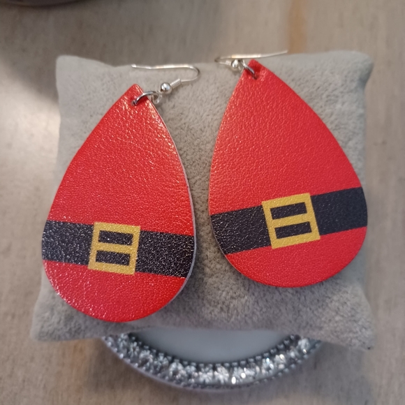 Red Leather Teardrop Santa Belt Dangle Drop Earrings - Picture 1 of 5